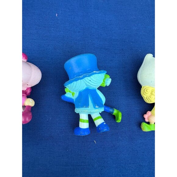 Vintage Strawberry Shortcake Figurines Set Of 5 Toys Miniatures 1980s - Picture 11 of 12